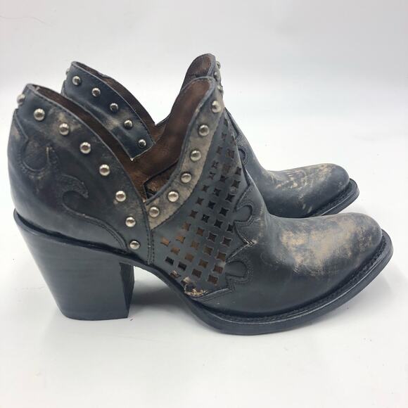 Circle G by Corral Womens Cut Out & Studs Round Toe Ankle Booties Size 8.5 M - Picture 2 of 9
